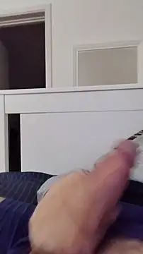 NewJoiner online show from November 5, 2025, 6:08 pm