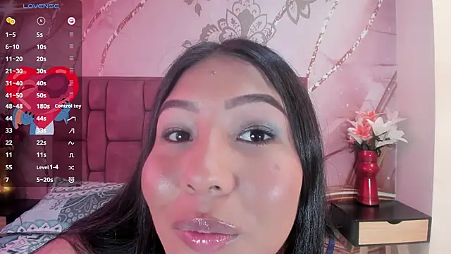 luna maisonn online show from September 11, 2025, 7:36 pm