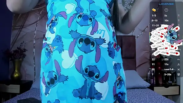 luna maisonn online show from October 3, 2025, 8:17 pm