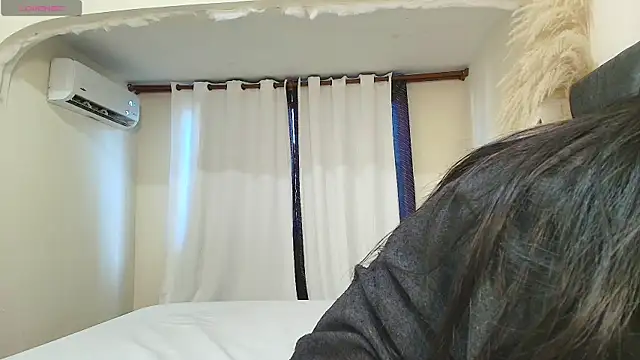 Snapshot of MiniLove_01 chatting on July 27, 2026, 12:12 pm MiniLove 01 online show from July 27, 2026, 12:12 pm
