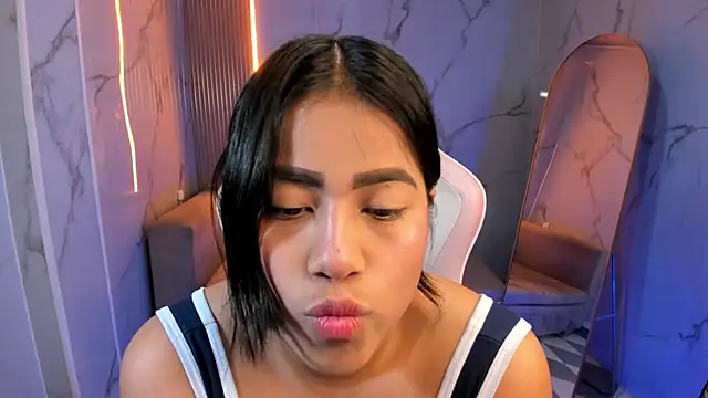 Victoria b  online show from October 10, 2025, 8:08 pm