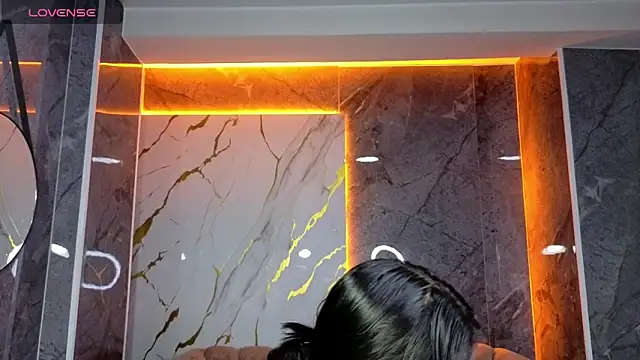 Victoria b  online show from October 27, 2025, 7:51 pm