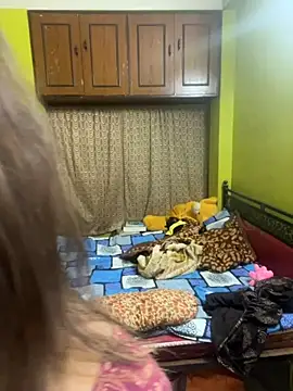 goodvibesonly44445 online show from October 11, 2025, 12:36 pm