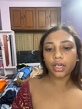 goodvibesonly44445 online show from October 29, 2025, 2:08 pm