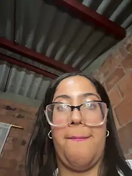 Jessyivonne online show from February 11, 2026, 5:01 am