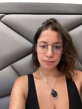 luvely online show from April 12, 2026, 10:48 pm