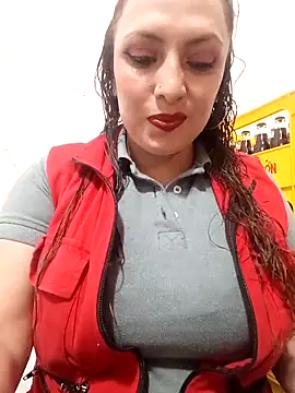 VERONICA  03 online show from December 5, 2025, 3:20 pm