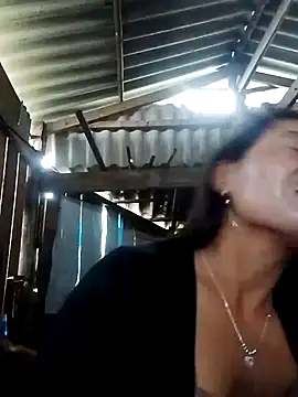 lusy-bae online show from September 30, 2025, 1:10 am