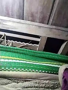 lylylove online show from April 21, 2026, 2:51 am