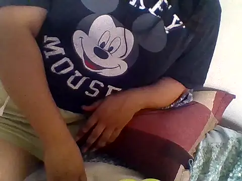 Vaani Singha online show from March 27, 2026, 3:23 am