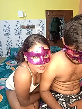 Snapshot of WB_couple143 chatting on September 9, 2025, 3:00 pm WB couple143 online show from September 9, 2025, 3:00 pm