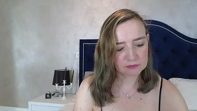 Blue Angel Sweet online show from October 13, 2025, 3:39 am