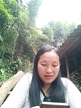 miss-su online show from April 21, 2026, 1:42 am