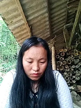 miss-su online show from April 21, 2026, 2:51 am