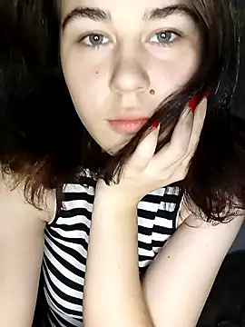 ToryTayler online show from October 3, 2025, 8:06 pm