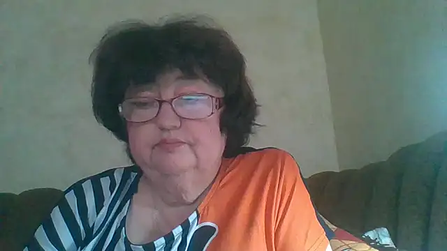 MilaSky5303 online show from September 25, 2025, 9:46 am