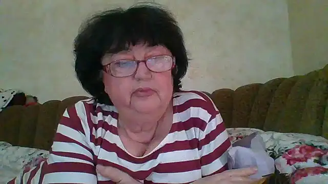 MilaSky5303 online show from November 18, 2025, 10:31 am