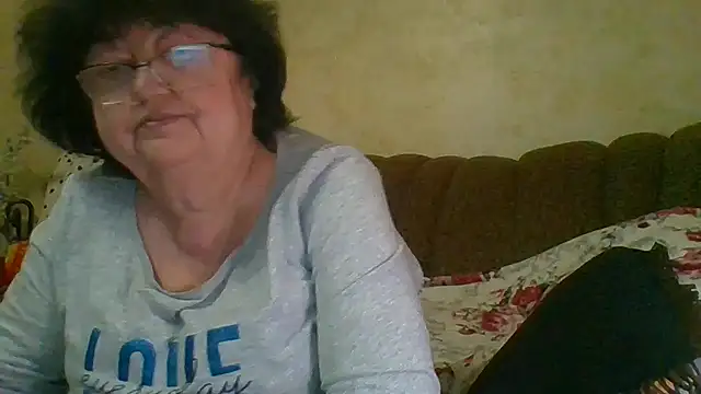 MilaSky5303 online show from December 13, 2025, 7:53 pm