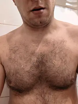 MC353535 online show from February 11, 2026, 10:26 pm