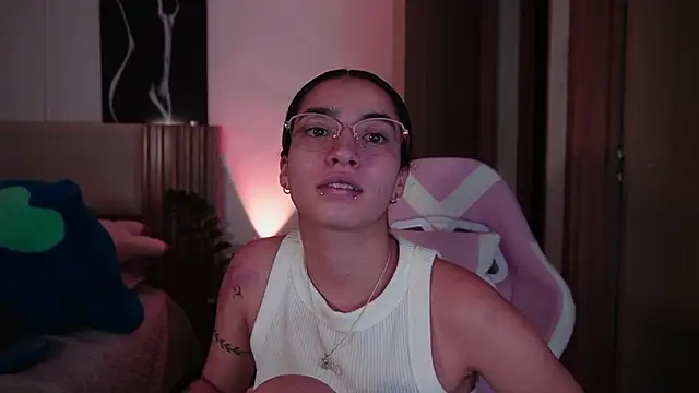 EmystarX online show from April 30, 2026, 3:57 am