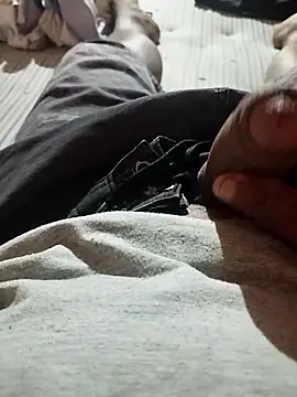 colombiano198720 online show from October 3, 2025, 1:57 am