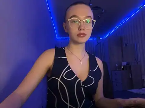 bellameow88 online show from September 9, 2025, 12:48 pm