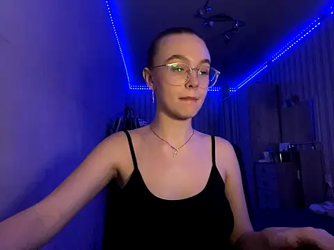 bellameow88 online show from September 28, 2025, 11:59 am