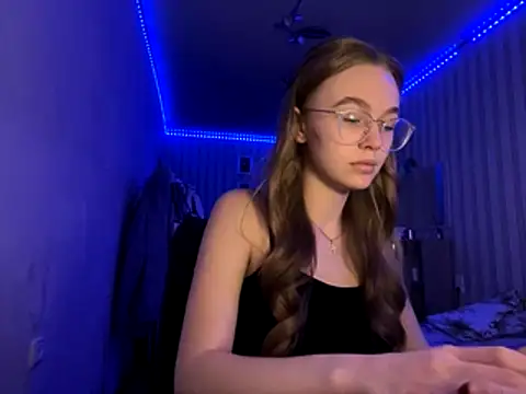 bellameow88 online show from October 23, 2025, 11:53 am