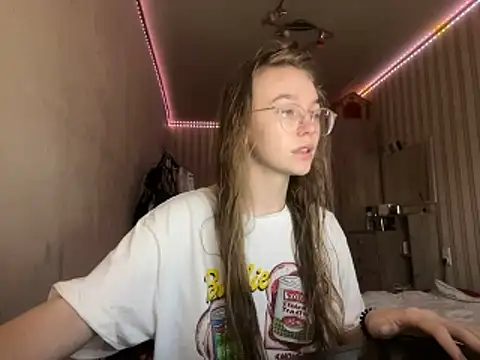 bellameow88 online show from November 25, 2025, 9:53 am