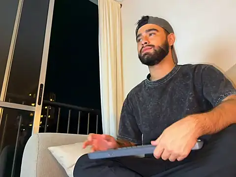 zack sullivan22 online show from February 22, 2026, 1:07 am