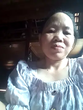  YooY  online show from September 12, 2025, 2:33 am