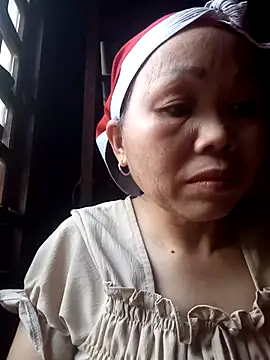  YooY  online show from October 9, 2025, 7:50 am