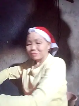  YooY  online show from November 27, 2025, 3:03 pm