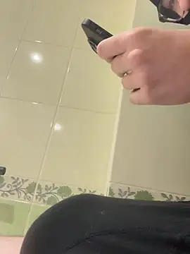 Dickii21 online show from September 27, 2025, 8:41 am