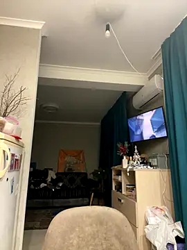 AliceCurlyX online show from December 21, 2025, 7:21 pm