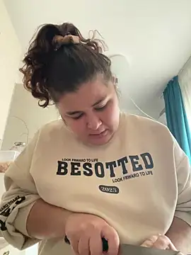 AliceCurlyX online show from February 15, 2026, 10:25 am