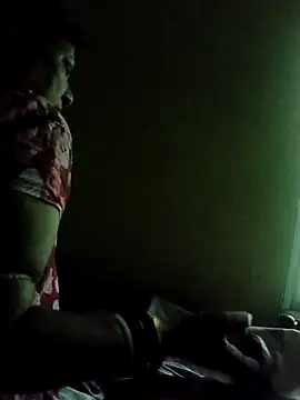 humtum2254 online show from October 16, 2025, 12:33 am