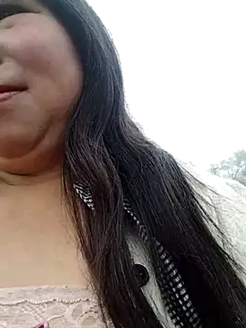 lusy-00 online show from February 4, 2026, 3:56 am