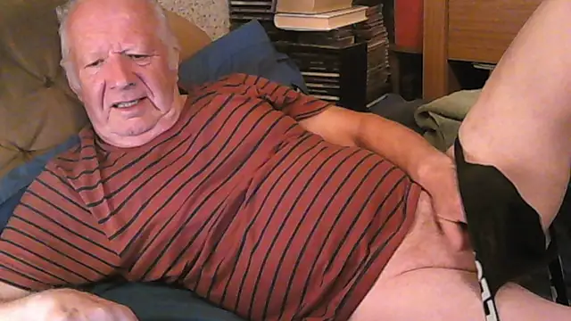 Snapshot of Will_bzzz chatting on June 11, 2026, 8:01 am Will bzzz online show from June 11, 2026, 8:01 am