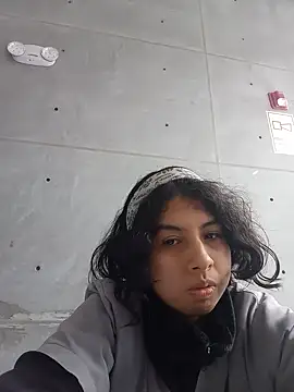 Syndel23 online show from September 12, 2025, 5:02 pm