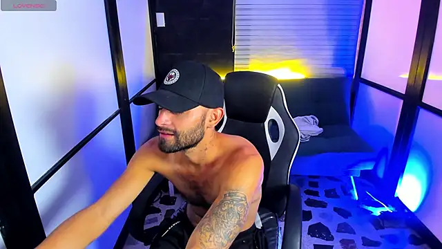 leostorm  online show from September 9, 2025, 5:07 am