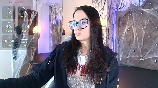 Zami Escobar of online show from November 6, 2025, 6:20 pm