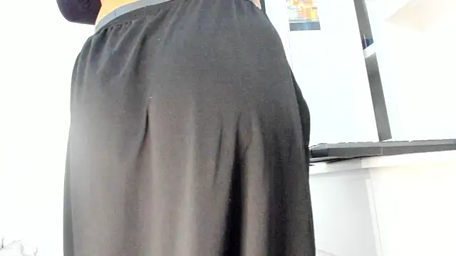 Snapshot of Ms_lunaRose chatting on May 12, 2026, 1:36 am Ms lunaRose online show from May 12, 2026, 1:36 am