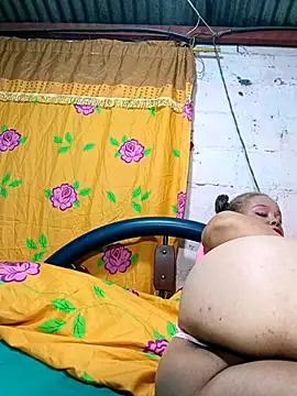 margaritamadura online show from October 4, 2025, 3:04 am