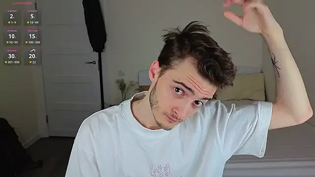 spider    man online show from April 23, 2026, 1:57 pm