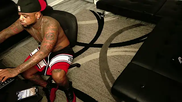 SLANGONDEMHOES online show from March 15, 2026, 3:07 pm