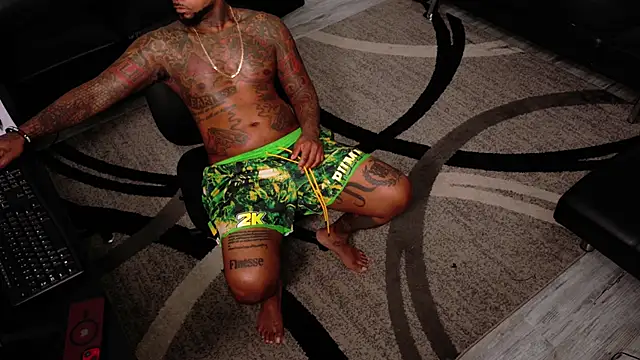 SLANGONDEMHOES online show from March 22, 2026, 11:46 am