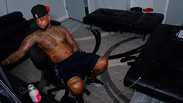 SLANGONDEMHOES online show from April 9, 2026, 6:30 am