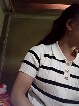 Fienjr online show from September 29, 2025, 2:38 am