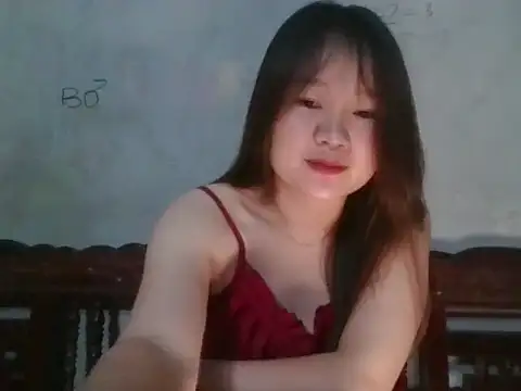 Hinne07 online show from September 13, 2025, 4:18 pm